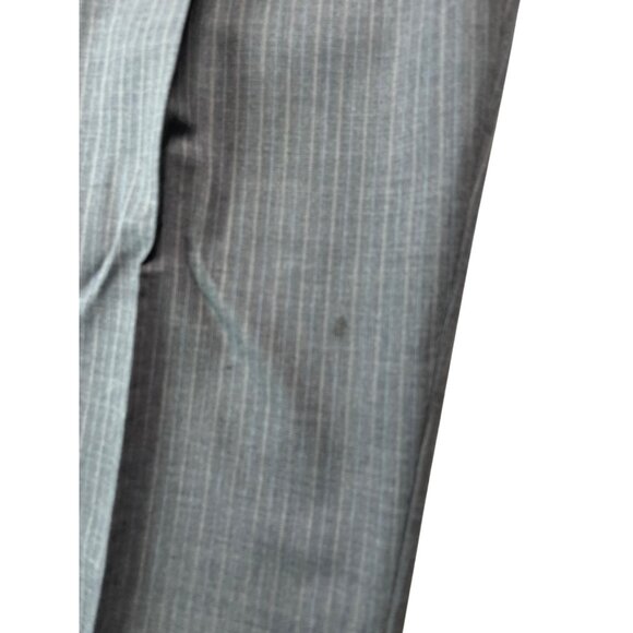Mens Gray Pinstripe Two-Piece Suit 100% Wool Classic Fit Jacket & Pants Size 44L - Picture 16 of 16